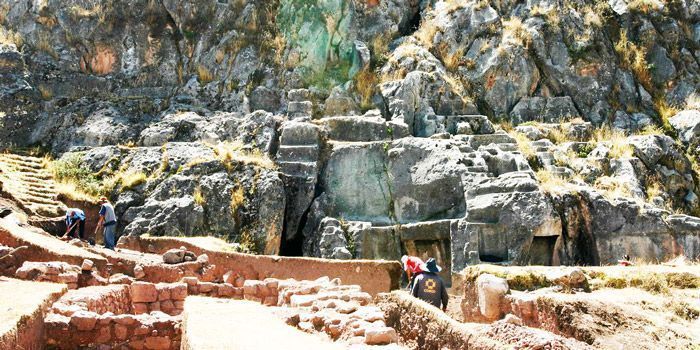 ¿Que se puede hacer en Cusco Gratis? templo de la luna exterior